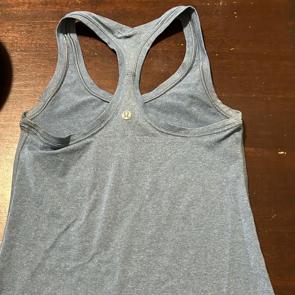 Lululemon Razor Back Tank 🌟 - Picture 2 of 2
